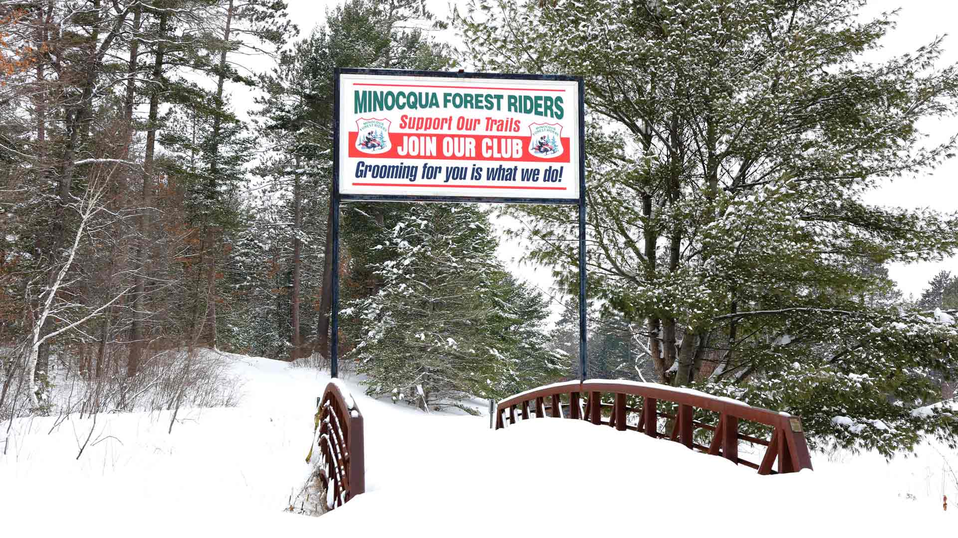 Minocqua Forest Riders Snowmobile Club trail